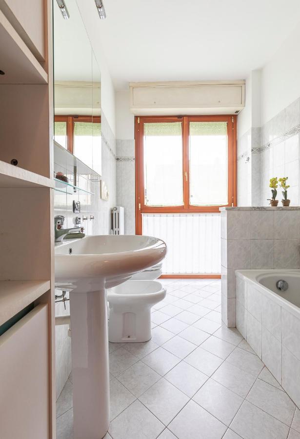 Casty Sweet Home - Parcheggio Privato Gratuito Milan Luaran gambar