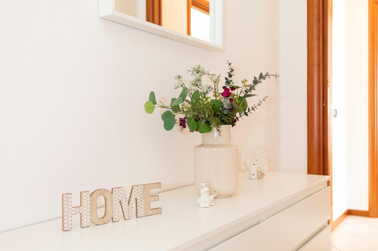 Casty Sweet Home - Parcheggio Privato Gratuito Milan Luaran gambar